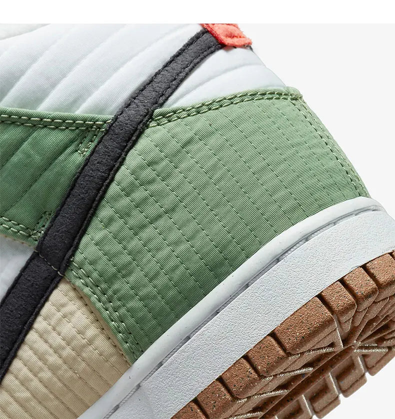 Nike genuine DUNK HIGH LX NEXT Unisex Fleece-Lined Sneakers DN9909-100