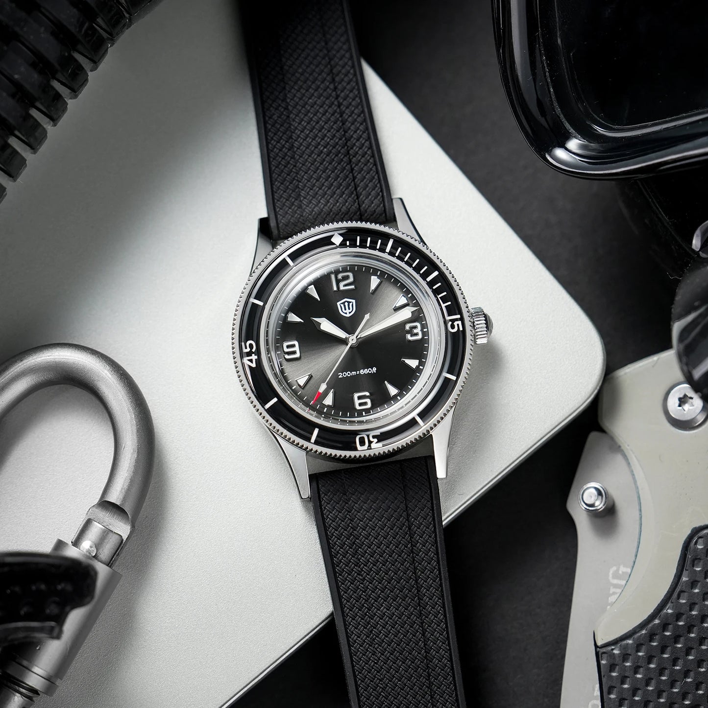 Watchdives 50-Fathoms Watch VH31 Sweep Seconds Quartz Movement Luminous 200m Waterproof Sapphire Stainless Steel  Watches WD50Q