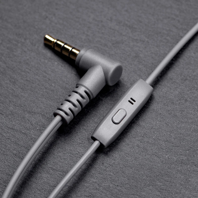 Whizzer OC1 Wired HiFi Earphones with Mic, Bass Enhanced In-Ear Headphones, Clear Vocal Dynamic Driver Earbuds with Play/Pause Control