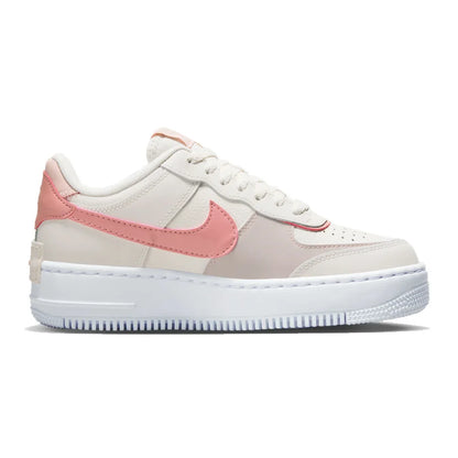 Nike Air Force 1 sneakers – skridsikre, slidstærke, klassiske, alsidige fritidssko og skatesko. Model: DZ1847-001