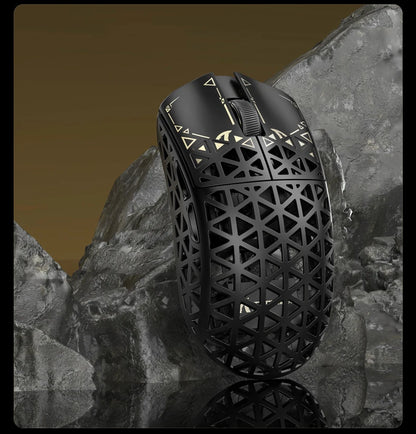 ATTACK SHARK R5 Ultra Carbon Fiber Wireless Gaming Mouse, 42g Lightweight Gaming Mouse, PAW3950MAX Sensor, 42000 DPI, 8000Hz, Tri-Mode Connectivity