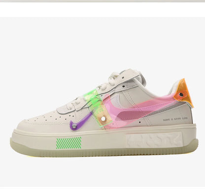 Nike AIR FORCE 1 '07 Dámské klasické volnočasové tenisky Air Force One DO2332-111