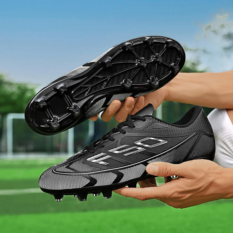 Nouvelles chaussures de football pour hommes, chaussures de sport respirantes, chaussures de football d'extérieur antidérapantes, chaussures de futsal de haute qualité, haute tige, ultralégères, pour les matchs