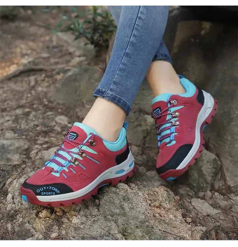 Retro Style Men  Sports Shoes Autumn and Winter Short Boots Anti Slip Hiking Shoe Suitable for Ankle Boots Urban Commuting 2025