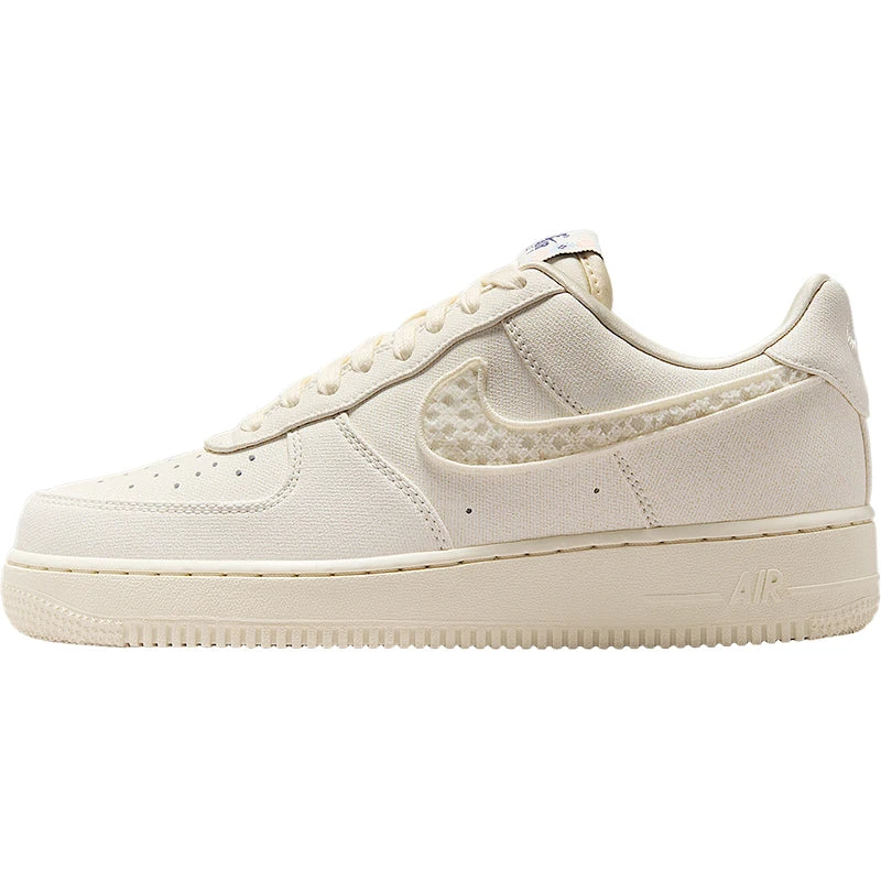 Nike originale Air Force 1 klassiske, lette casual sneakers til kvinder IH7351-010