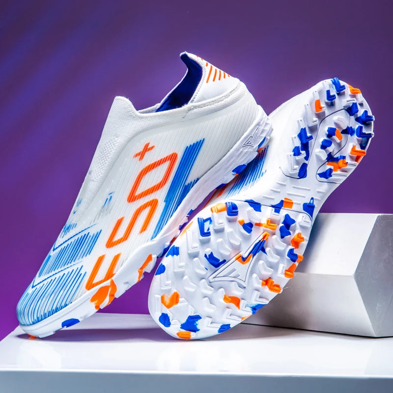 New Men's Football Boots Non-Slip Soccer Shoes Indoor Cleats Professional Turf Futsal Grass Ultralight Sport Comfortable Adult