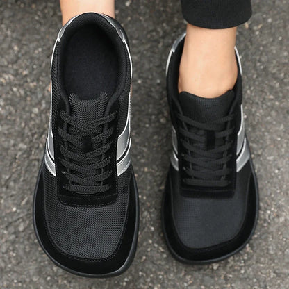 New Wide Toe Men Shoes Casual Soft Sole Wide Last Shoes Walking Sneakers 2025 Breathable Unisex Mesh Comfortable Barefoot Shoes