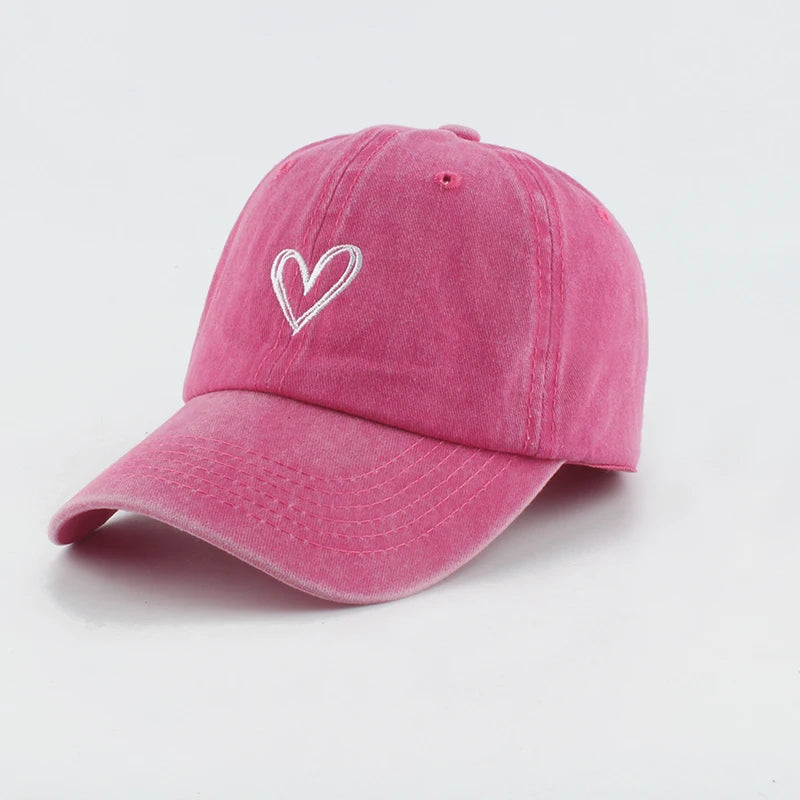 Cappellini da baseball sportivi e alla moda per uomo e donna con ricamo a forma di cuore, cappellino snapback in cotone lavato, modello “Dad Hat”