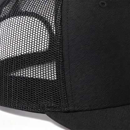 Cappellino da baseball classico in rete traspirante per donne, cappellino casual da camionista traspirante, cappellino unisex regolabile con chiusura a scatto, cappellino sportivo e dinamico da papà