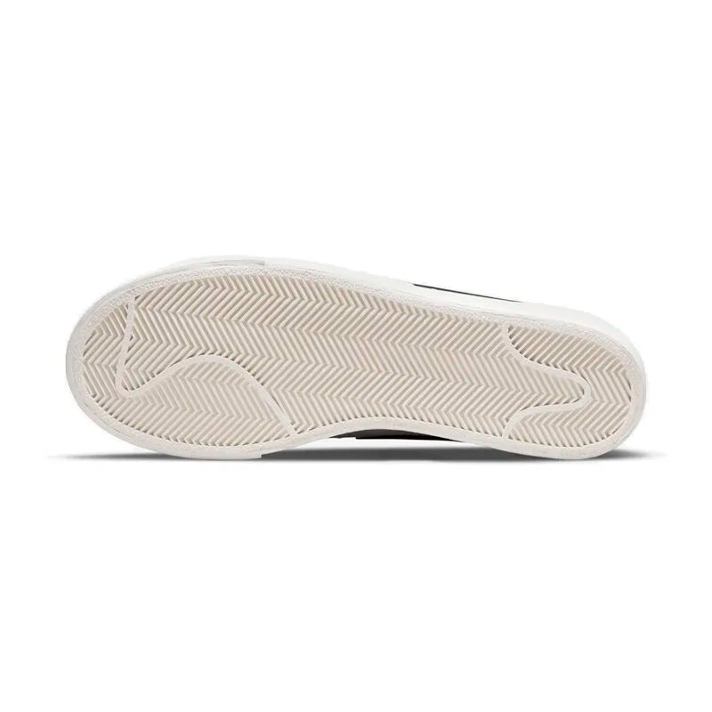 Nike Blazer Unisex Classic Retro Design Comfortable Cushioning Technology Versatile Style Retro Casual Sneakers DJ0292-101
