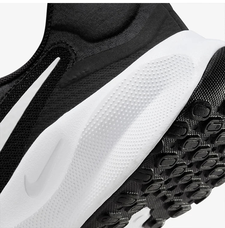 Nike Authentic Revolution 7 lichtgewicht, duurzame sport- en hardloopschoenen voor heren FB2207-001