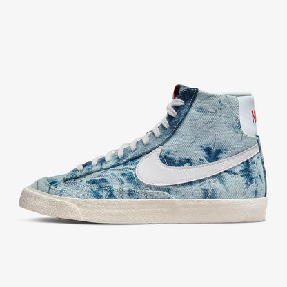 Oryginalne buty Nike Blazer Mid '77 dla kobiet – retro buty skateboardowe z wysoką cholewką DV2182-900