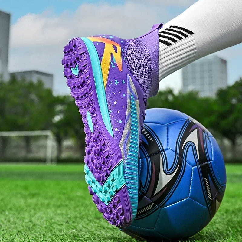 Nouvelles chaussures de football pour hommes, antidérapantes, pour futsal, à haute cheville, pour intérieur et extérieur, chaussures de sport de haute qualité, bottes de football ultralégères antidérapantes