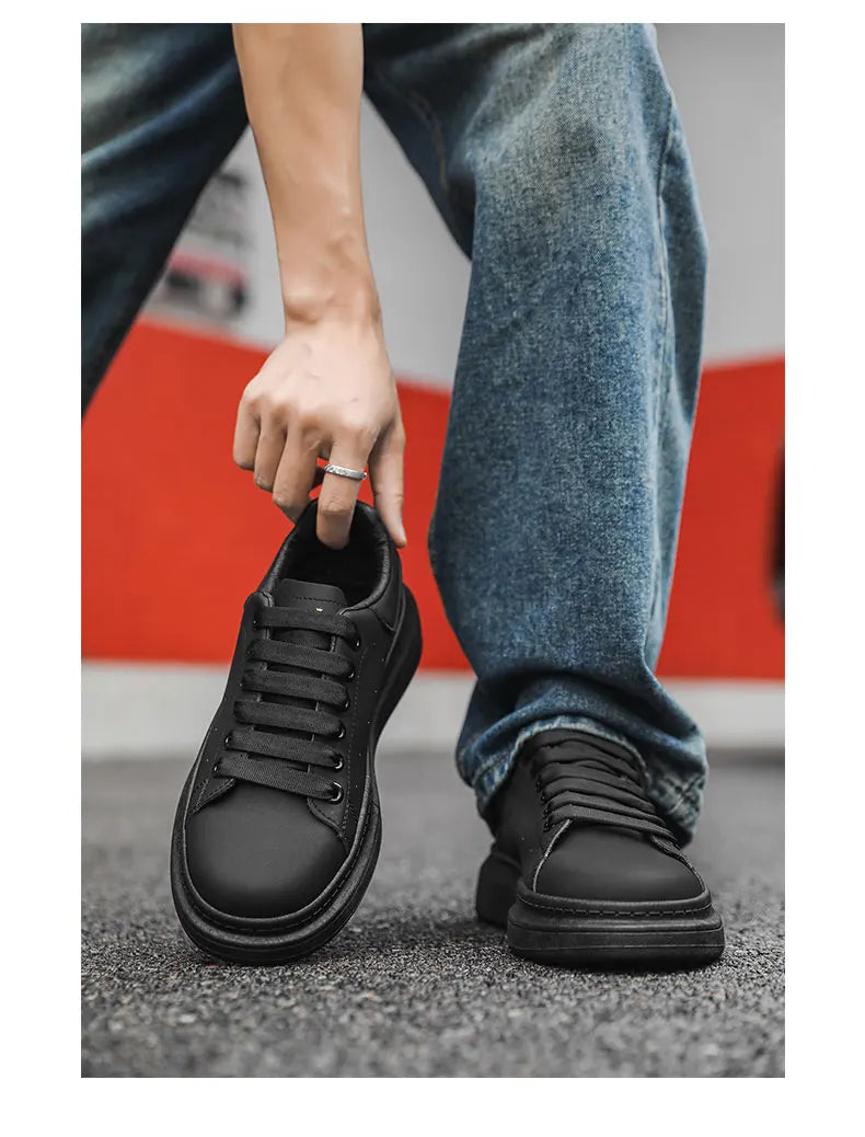 White Minimalist Sneakers For Men Comfy Leather Casual Sneakers Man Platform Skateboard Shoes Outdoor Low-cut Men's Sports Shoes
