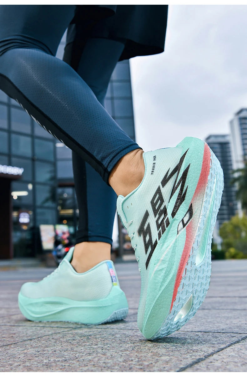 Chaussures de course pour homme, sportives, semelle en carbone, spécialisées, respirantes, légères, pour femme, confortables, athlétiques, antidérapantes, pour marathon