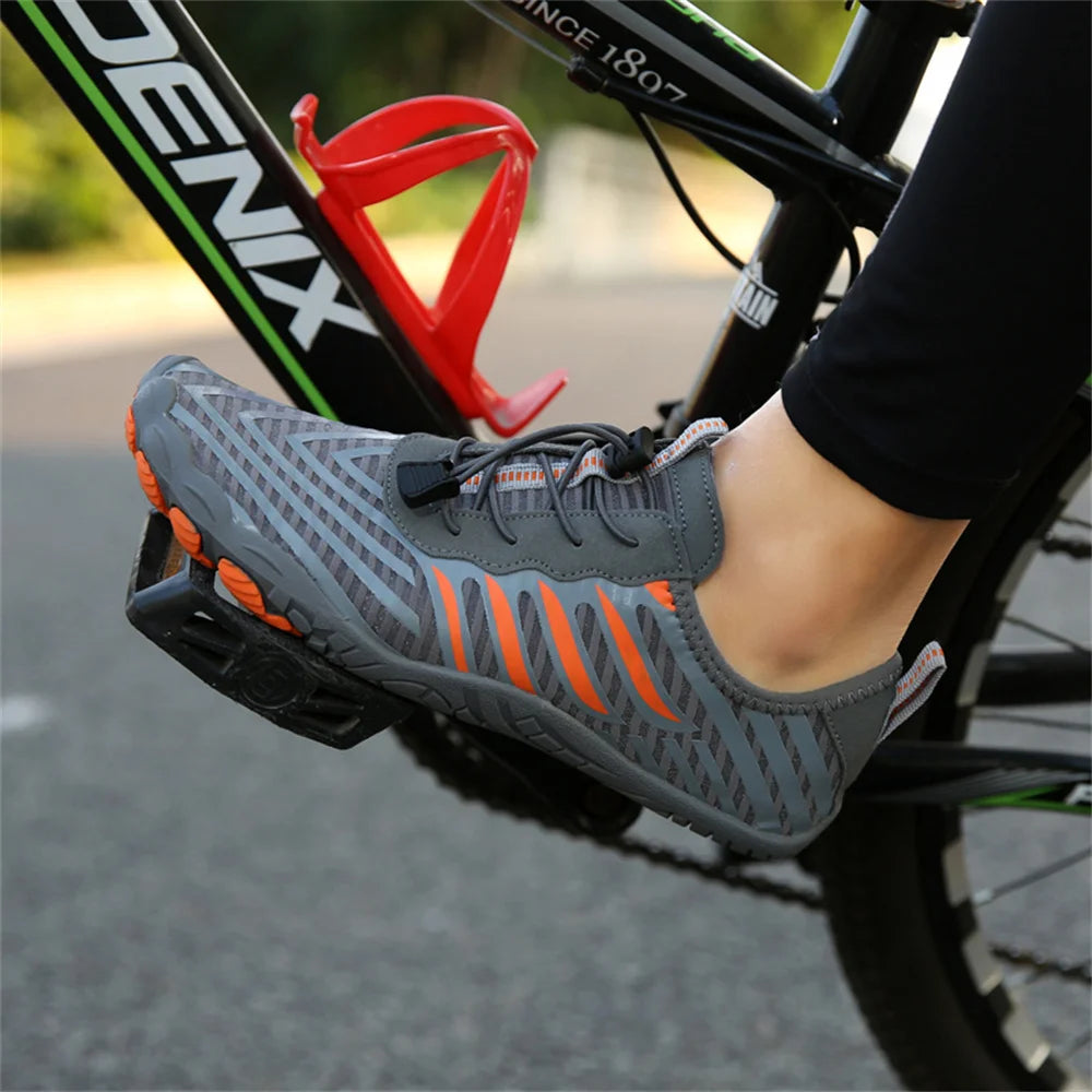 Unisex Quick Dry Water Shoes Men Women Colorful Beach Swimming Surfing Seaside Aqua Shoes Couple Barefoot Upstream Sneakers