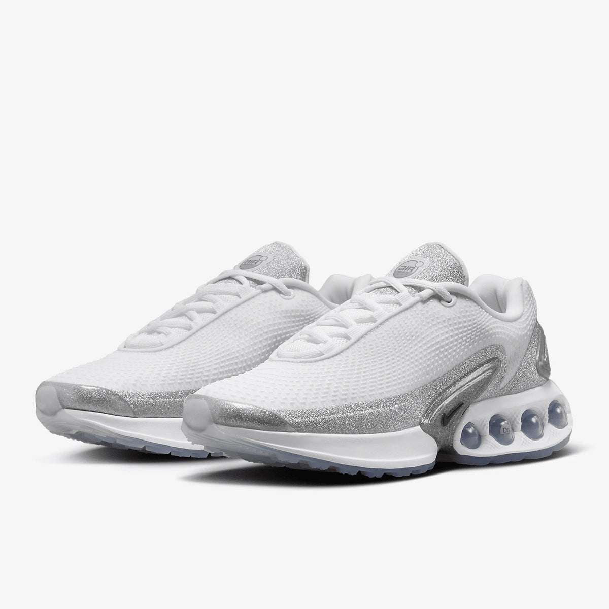 Nike Authentic Nye minimalistiske løbesko til kvinder med snørebånd i mesh HQ3457-161