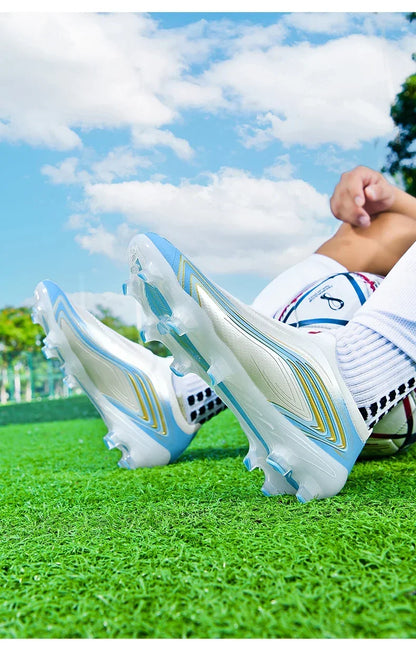 Nouvelles chaussures de football pour hommes TF/FG, modèle professionnel unisexe, très populaires, chaussures de futsal ultra-légères, chaussures de football de haute qualité, chaussures de sport pour femmes.
