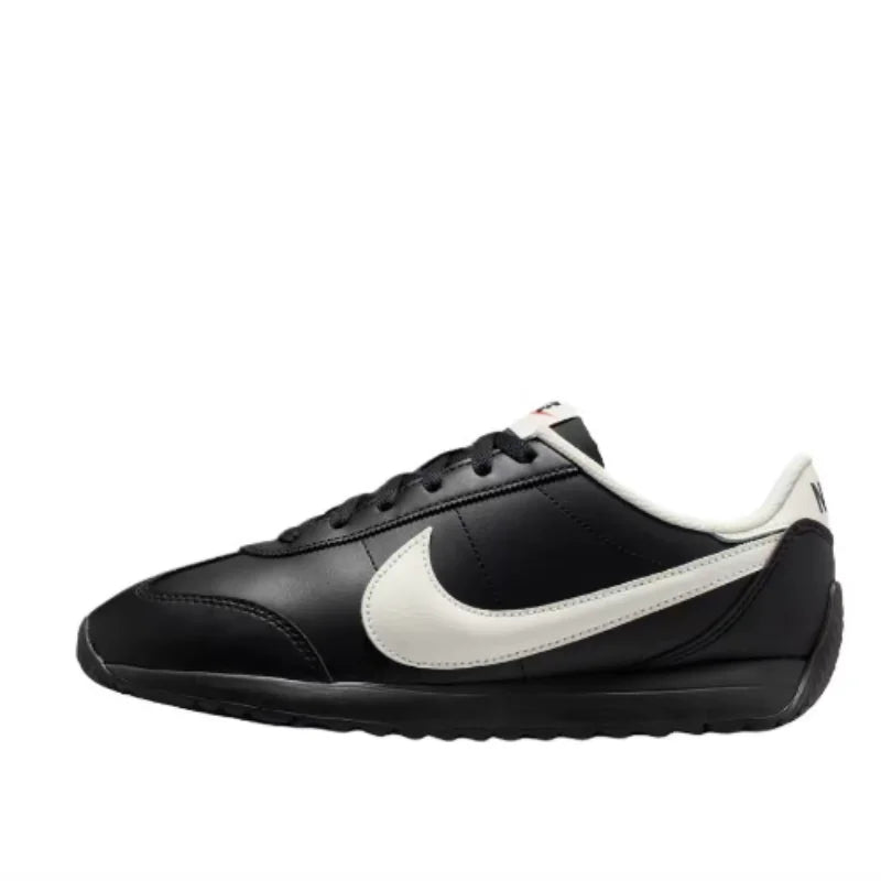 Nike Pacific : chaussures de ville basses pour femmes, confortables, polyvalentes, souples, légères et amortissantes, idéales pour les trajets quotidiens et les tenues décontractées HM4771-104