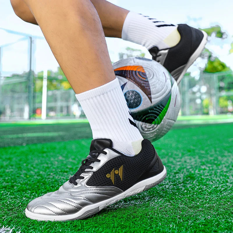 Nouvelles Chaussures de Football Montantes pour Hommes de Haute Qualité – Crampons Antidérapants pour Gazon et Futsal, Idéales pour Matchs en Salle et Sports de Plein Air – Meilleures Ventes
