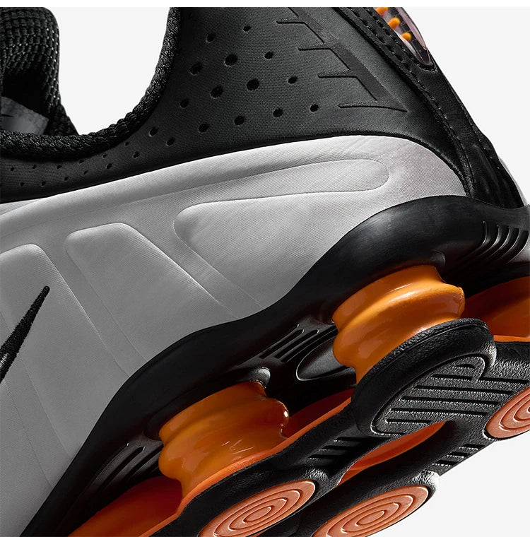 Nike SHOX R4 originali da uomo: scarpe da corsa basse, ammortizzate e resistenti all'usura HQ1988-003