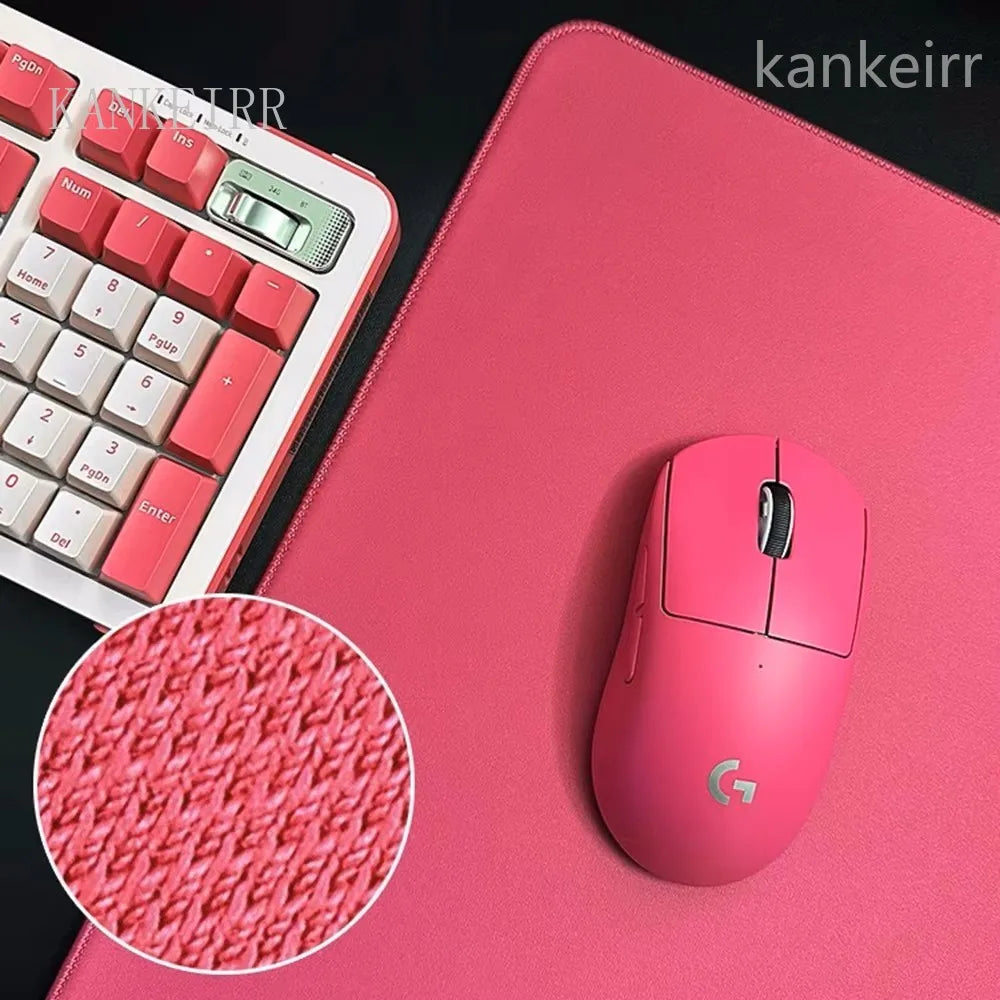 Svart Speed-musmatta i enfärgad design med hög elasticitet, halkfri undersida, premium gamingmusmatta för e-sport med ultrafin yta, deskmat