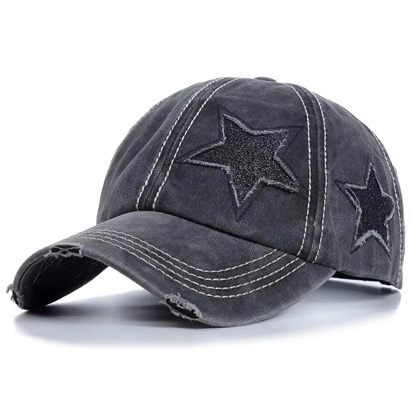 Retro hole baseball cap for women in spring and summer, featuring a small face and a pink duckbill cap with a wide brim