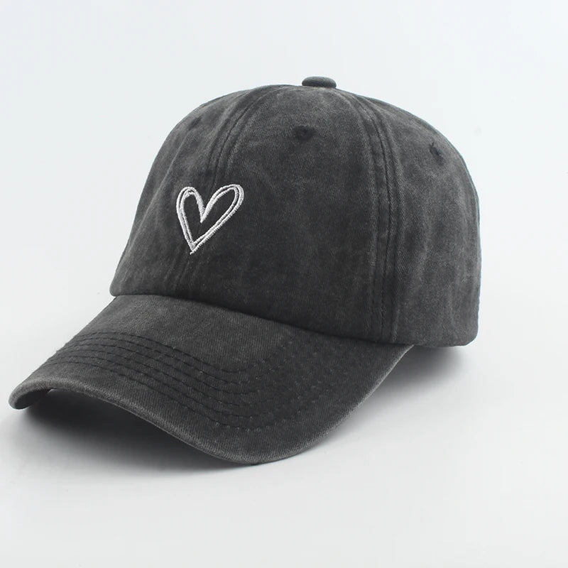 Cappellini da baseball sportivi e alla moda per uomo e donna con ricamo a forma di cuore, cappellino snapback in cotone lavato, modello “Dad Hat”
