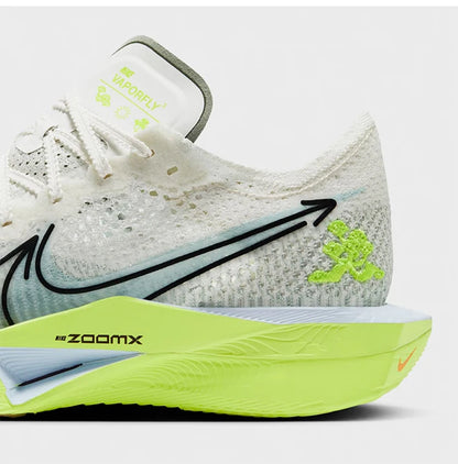 Originální pánské závodní běžecké boty Nike ZOOMX VAPORFLY 3 HQ3450-147
