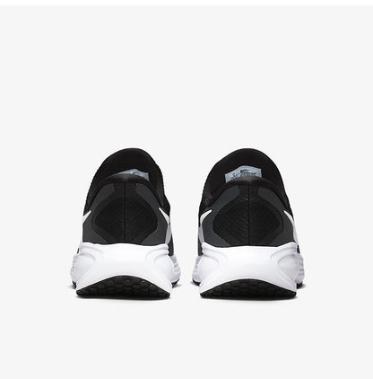 Nike Genuine Revolution 8 – damskie buty do biegania po twardej nawierzchni „One Step” HQ2415-001