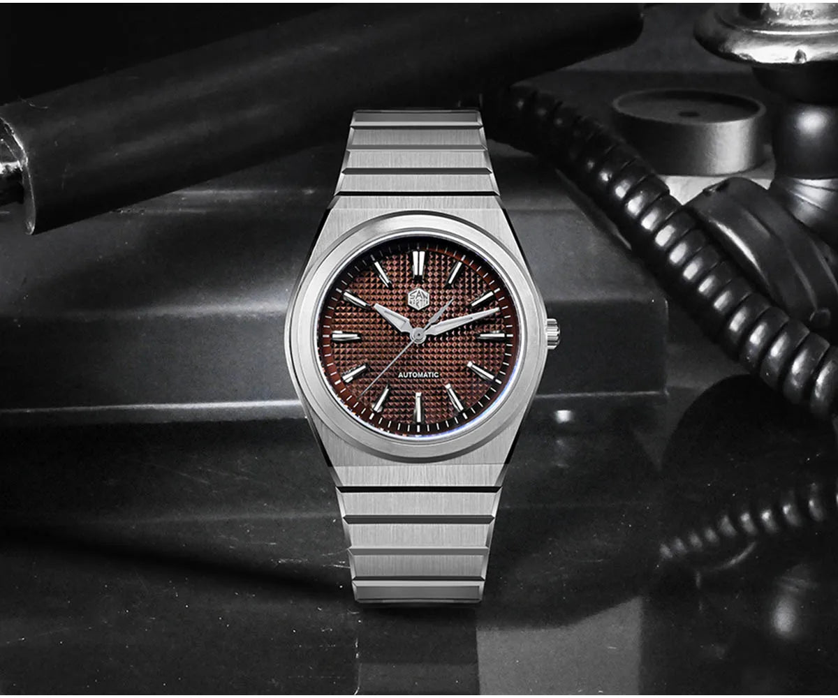 San Martin 39mm Luxury Men Sports Watch Waffle Dial Integrated Bracelet Miyota 90S5 Automatic Mechanical Clear Caseback SN0152