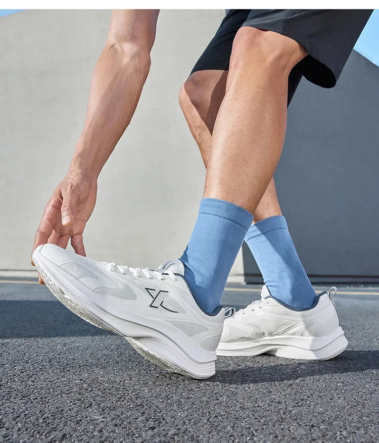 XTEP Running Shoes Men's 2025 Summer Mesh Breathable Comfortable Wear-Resistant Sports Shoes Commuting Casual Shoes 875319110025