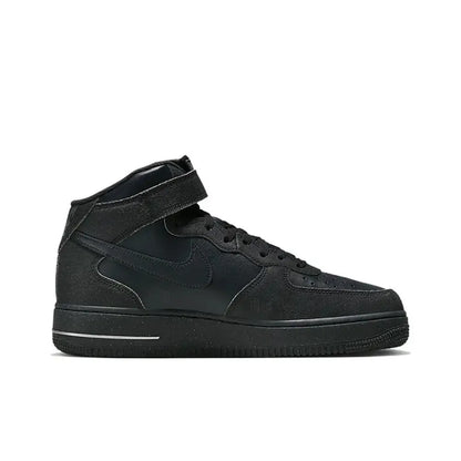 Nike Air Force 1 Mid Unisex-sneakers – ankelstøtte, klassisk polstret komfort og holdbarhed til brug hele dagen DQ7666-001