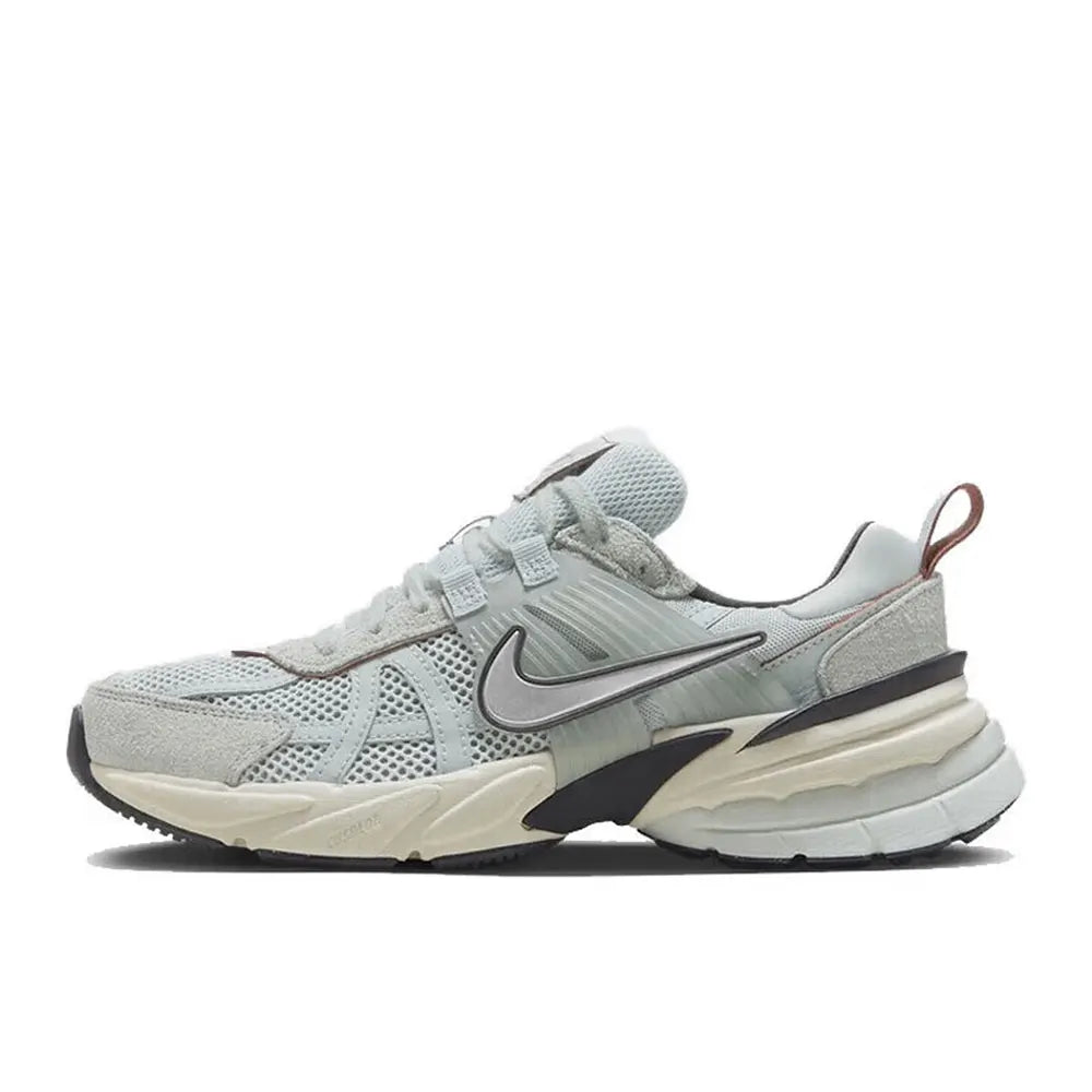 Nike V2K Run Soft, Comfortable, Breathable Low-Top Running Shoes Unisex Brown HQ3445-222