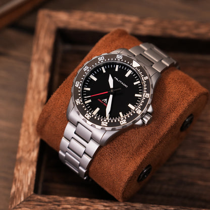 Militado ML16 Watch VH31 Sweep /515 Quartz Movement Sapphire Crystal BGW9 Luminous 200m Water Resistance 38mm Men's Vintage Wath