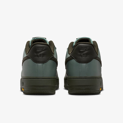 Nike Authentic Winter Style Pánske športové odolné nízke tenisky HV5953-300