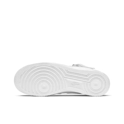 Unisex superge Nike Air Force 1 Mid – klasičen dizajn, oblazinjena podpora gležnja za vsakodnevno in vsestransko nošenje CW2289-111
