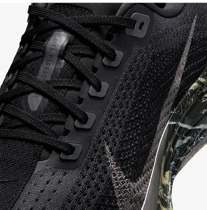 Nike Authentic Spring Style herre-løbesko med lavt skaft, slidstærke og stødabsorberende IM3713-001