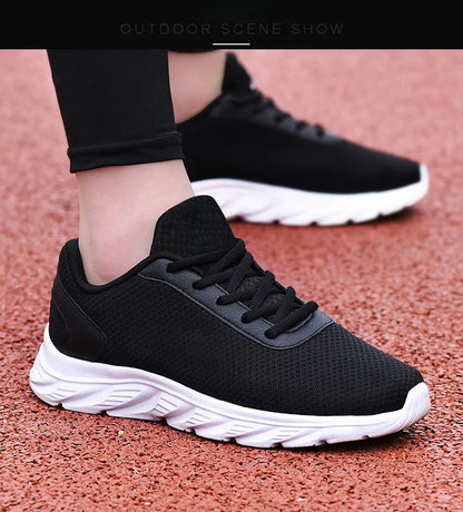 Men's casual sports shoes men's shoes black mesh breathable running shoes men's soft bottom light flat bottom work shoes