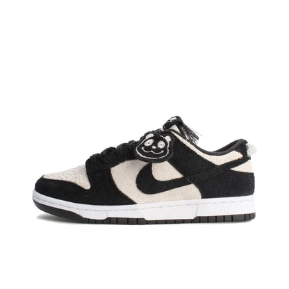 Nike Dunk Low – uniwersalne, niskie buty skateboardowe z cienką, antypoślizgową i wytrzymałą podeszwą, model unisex, kolor: biały/czarny/pomarańczowy, IB2260-500