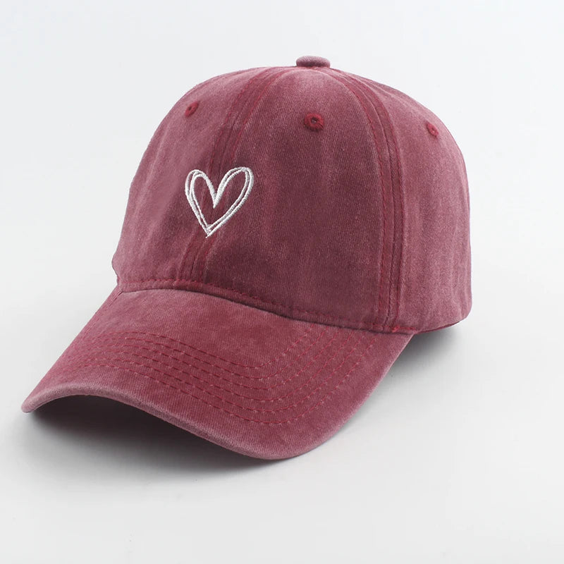 Cappellini da baseball sportivi e alla moda per uomo e donna con ricamo a forma di cuore, cappellino snapback in cotone lavato, modello “Dad Hat”
