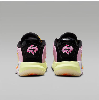 Chaussures de basketball Nike JORDAN Luka 4 PF pour hommes, modèle Dongqiqi, référence IB7904-600.
