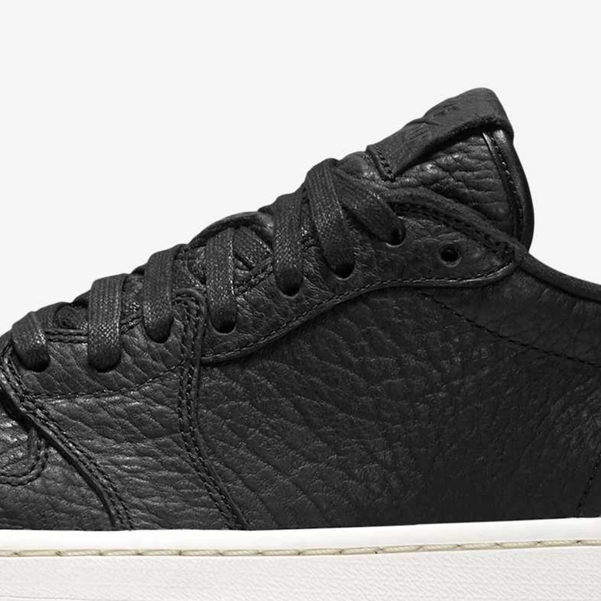Nike Original Jordan 1 Retro Low Herren-Low-Top-Basketballschuhe 848775-005