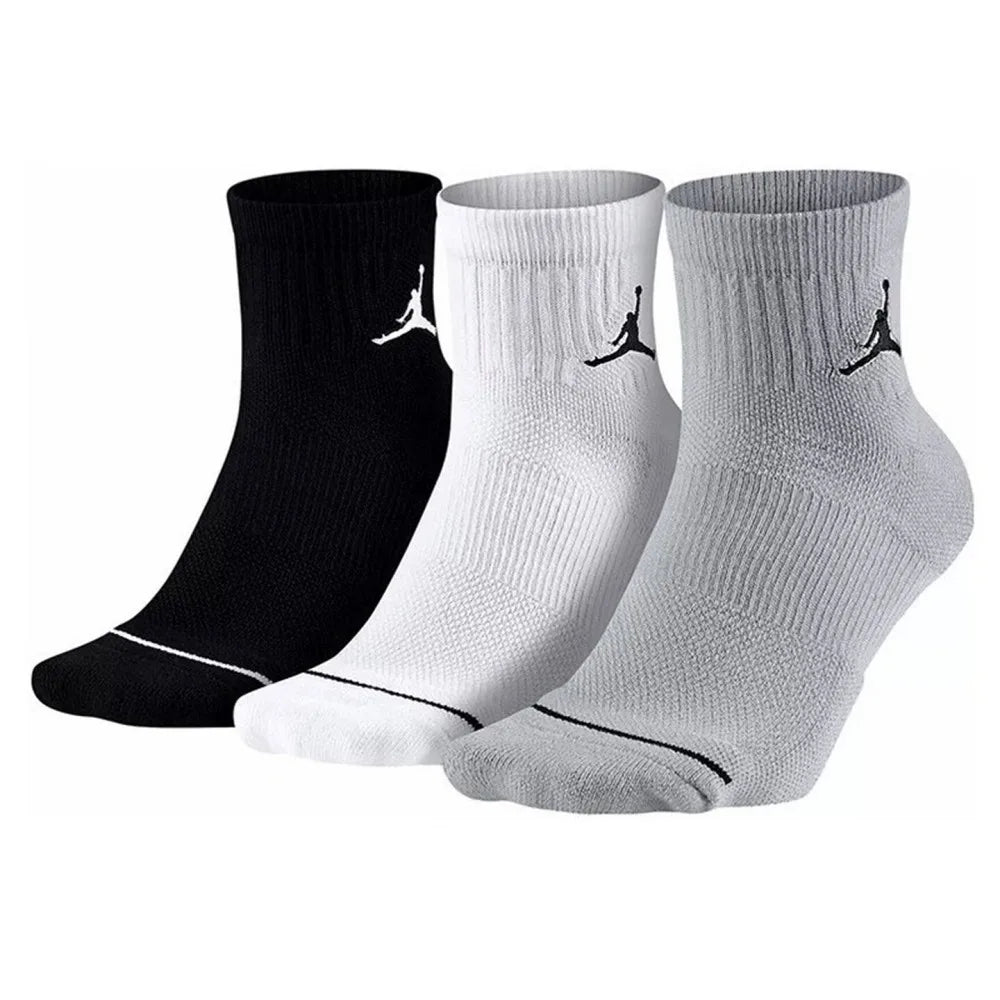 Nike 3-pak sportsokker til mænd og kvinder med tyk frotté og sål i frotté: Skridsikre, komfortable og åndbare SK0118-010