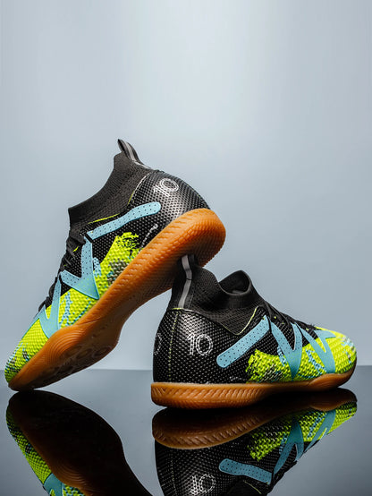 New Men's Football Shoes Society Cleats Professional Soccer Shoes Indoor Fast Football Field Boots Sneakers Boy Original Training