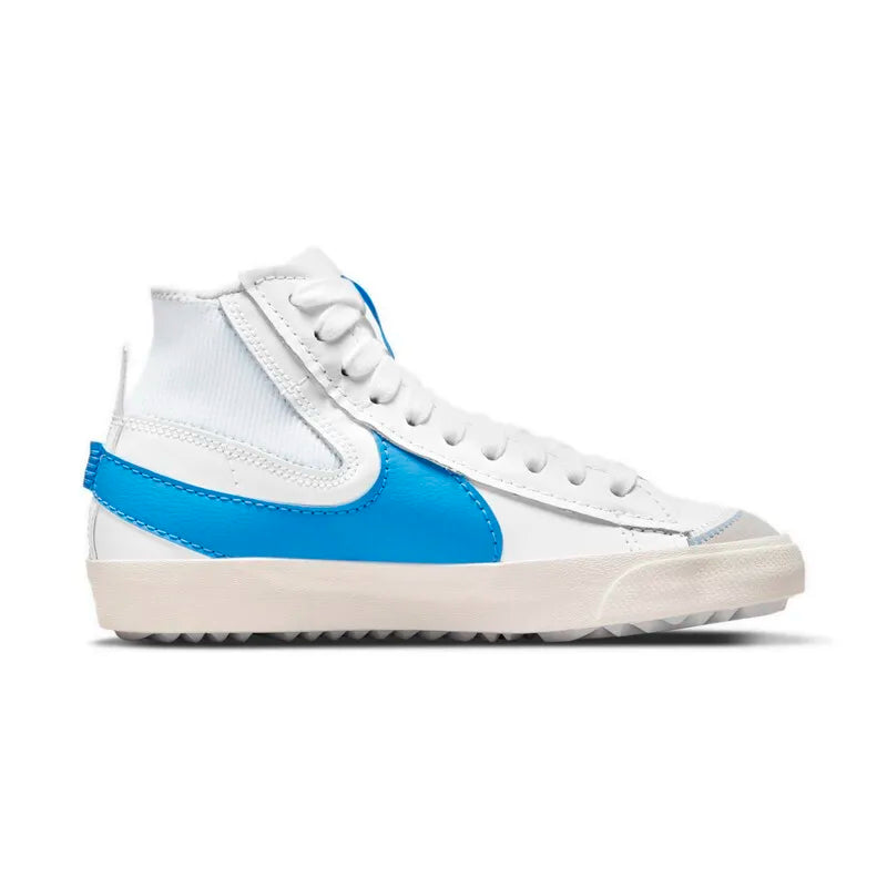 Nike Blazer Unisex Retro-Freizeitsneaker im klassischen Retro-Stil mit bequemer Dämpfung DD3111-103