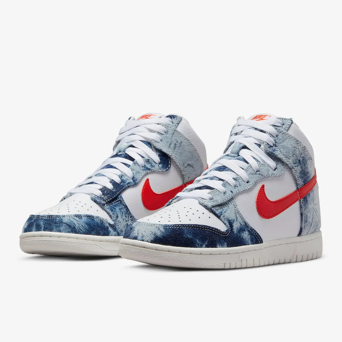 Dámské skateové boty Nike Authentic Dunk Retro High-Top DV2181-900