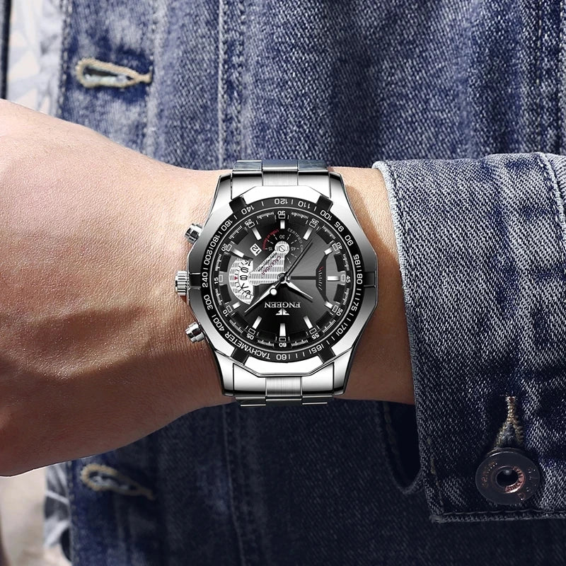 Men’s wristwatch, military, casual or sporty style, quartz, from a prestigious brand, made entirely of steel, water-resistant