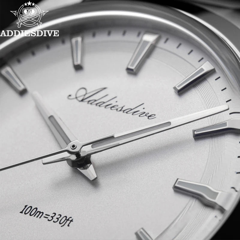 ADDIESDIVE herenhorloge van staal, luxe uitvoering, voorzien van een gewelfd glas, een quartz uurwerk en een blauwe lichtgevende coating BGW9; waterdicht tot 100 ATM, analoge weergave – Model AD2066