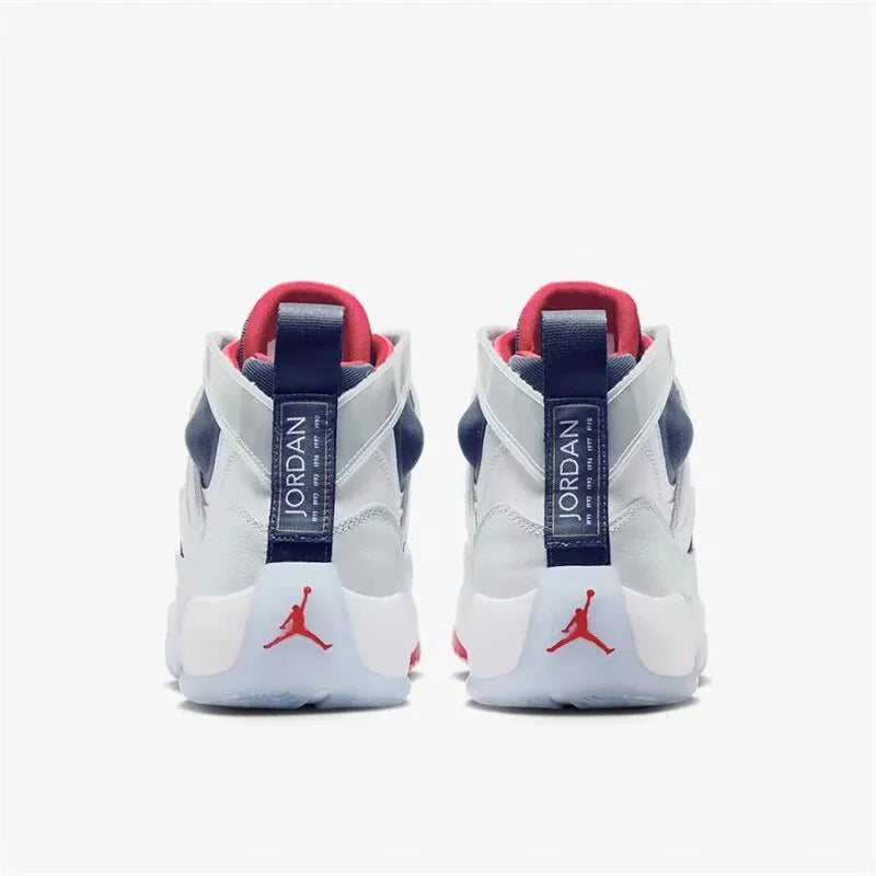Scarpe da basket da uomo Nike Authentic Jumpman Two Trey DO1925-101